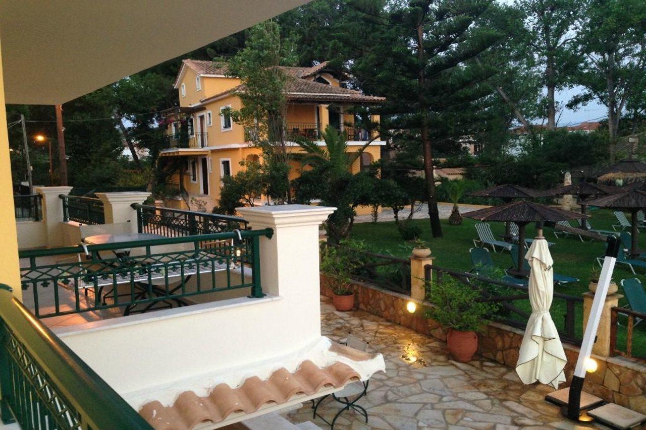 Andreolas Luxury Suites Tsilivi  Bagian luar foto